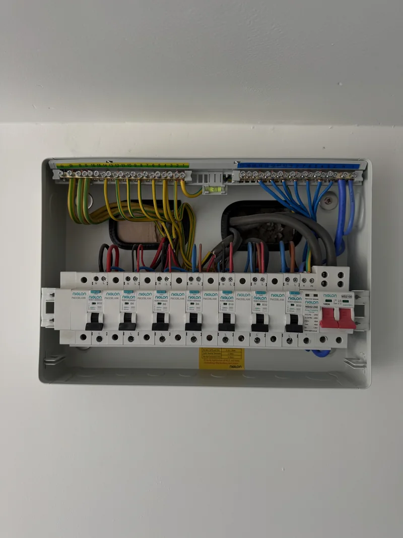 Open Niglon consumer unit in Rushden showing individual RCBO protection and neatly terminated circuits