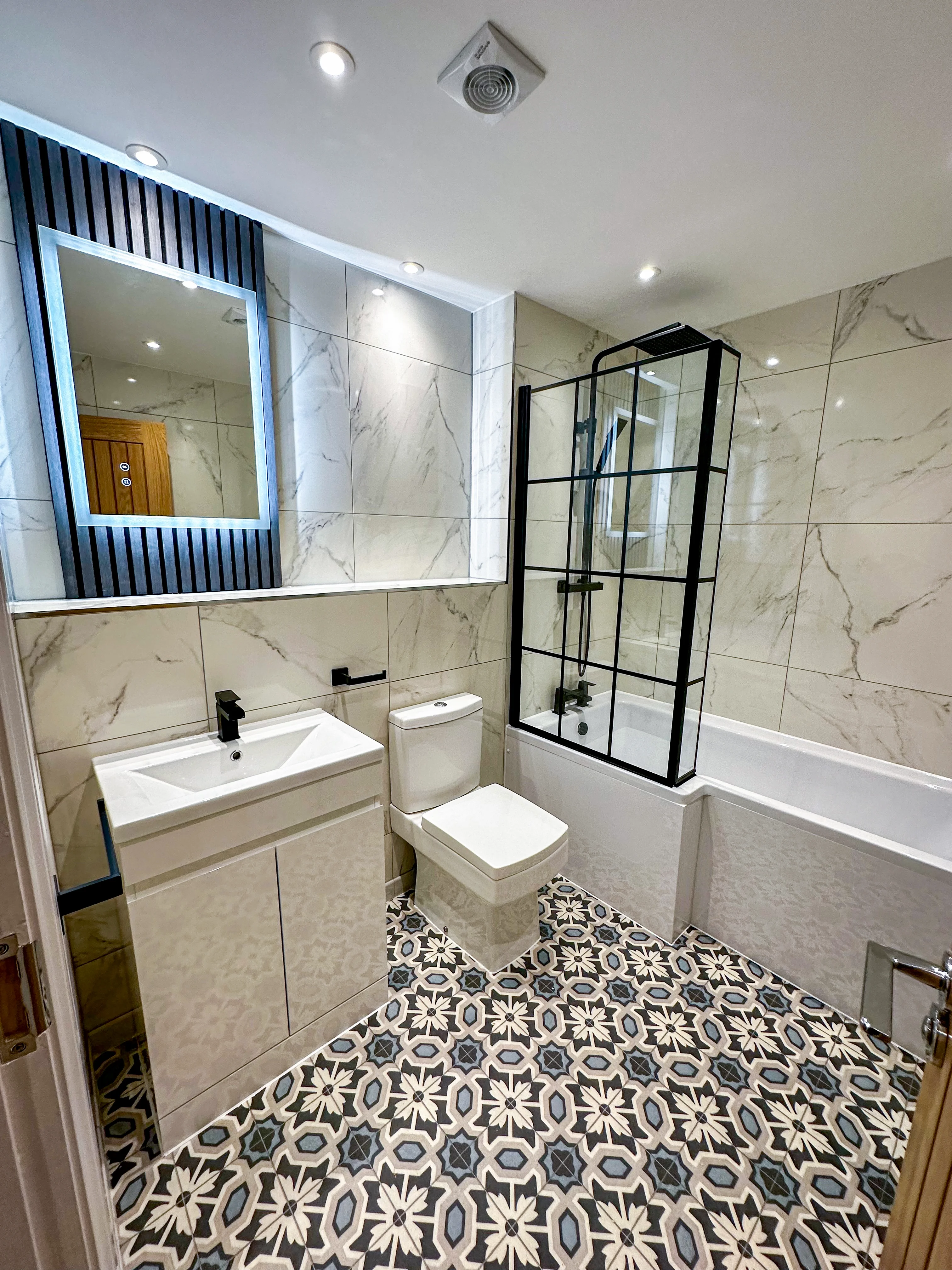 Luxury freestanding bath bathroom renovation by Entigen in Kettering