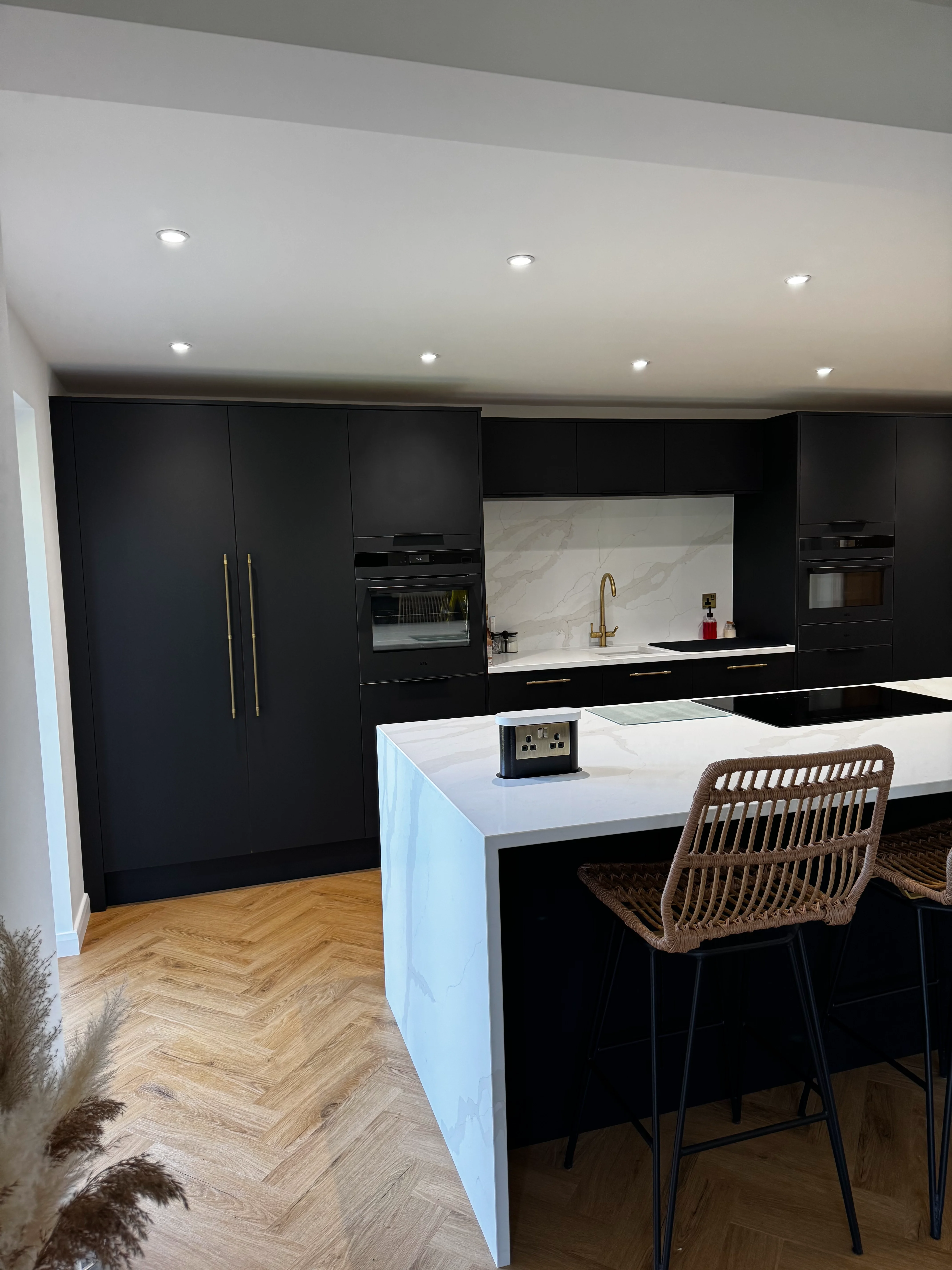 Entigen local electrician serving Burton Latimer properties